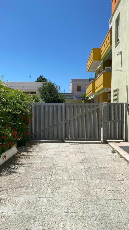 Monolocale Corte A Torre Dell Orso 100M Dal Mare 托里德欧索 外观 照片